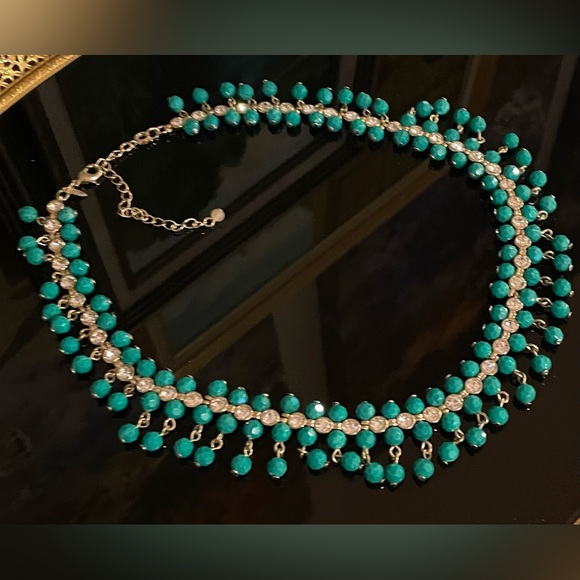 Gorgeous Vintage Avon Dramatic
Statement Necklace Choker with Crystals Signed - Picture 7 of 15